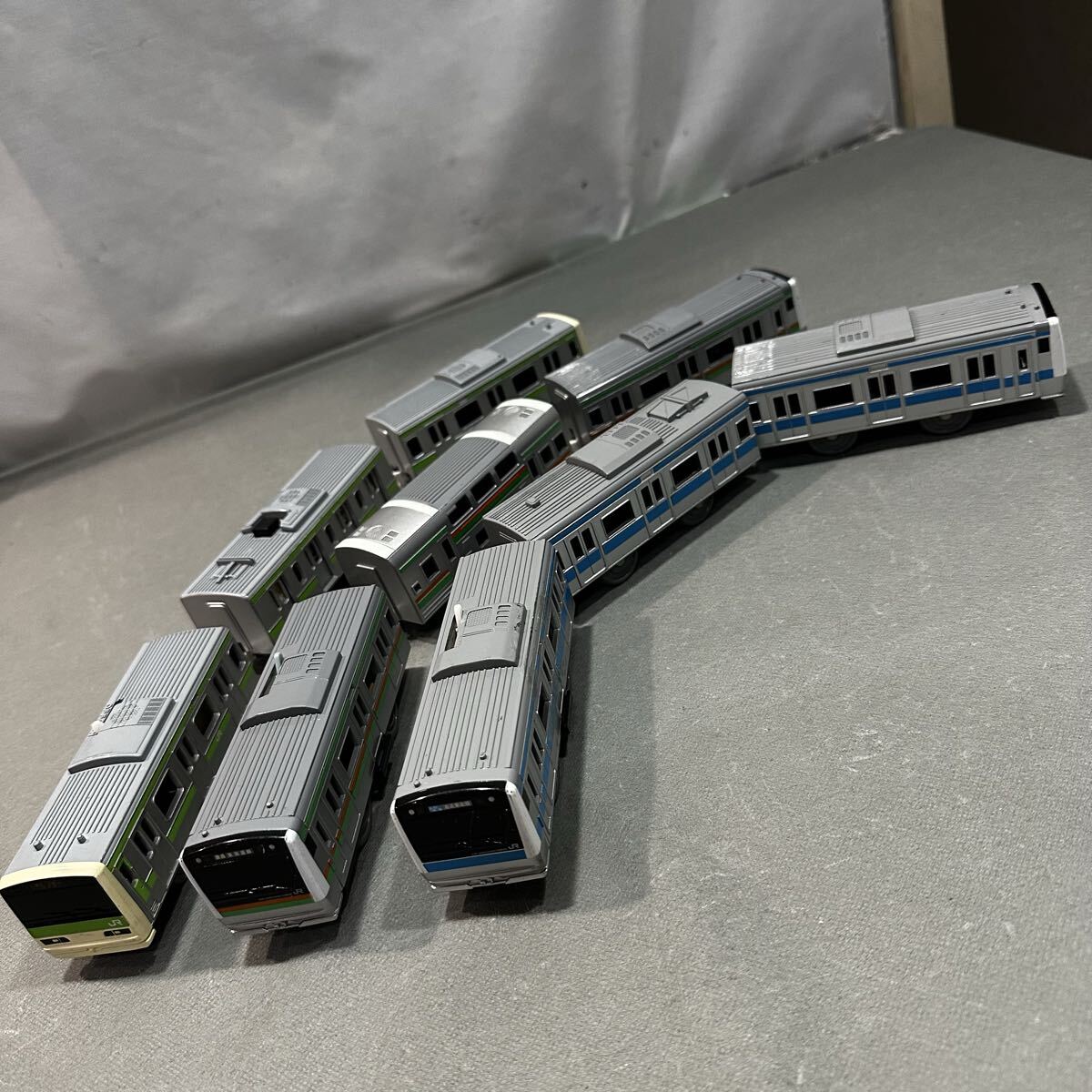 Plarail машина много продажа комплектом E233 серия Shonan цвет зеленый машина / E233 серия столица . Tohoku линия / E231 серия 500 номер шт. .... гора рука линия рабочий товар (22)80 Plarail машина много продажа комплектом E233 серия Shonan цвет зеленый машина / E233 серия столица . Tohoku линия / E231 серия 500 номер шт. .... гора рука линия рабочий товар (22)80