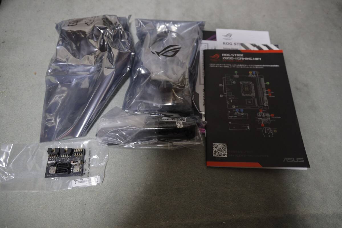 ASUS ROG STRIX Z890-I GAMING WIFI ジャンク品