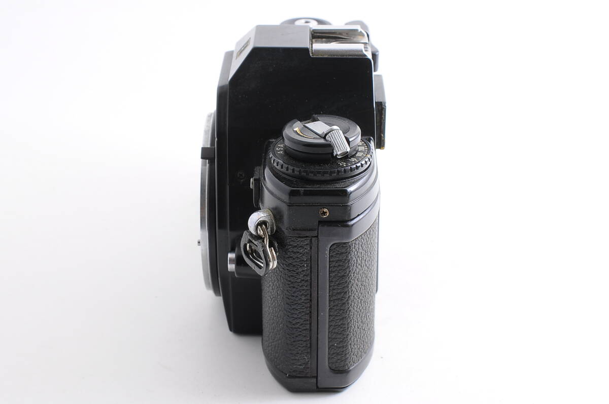 ニコン NIKON EM ボディ マニュアルフォーカス フィルムカメラ レンズ @4342