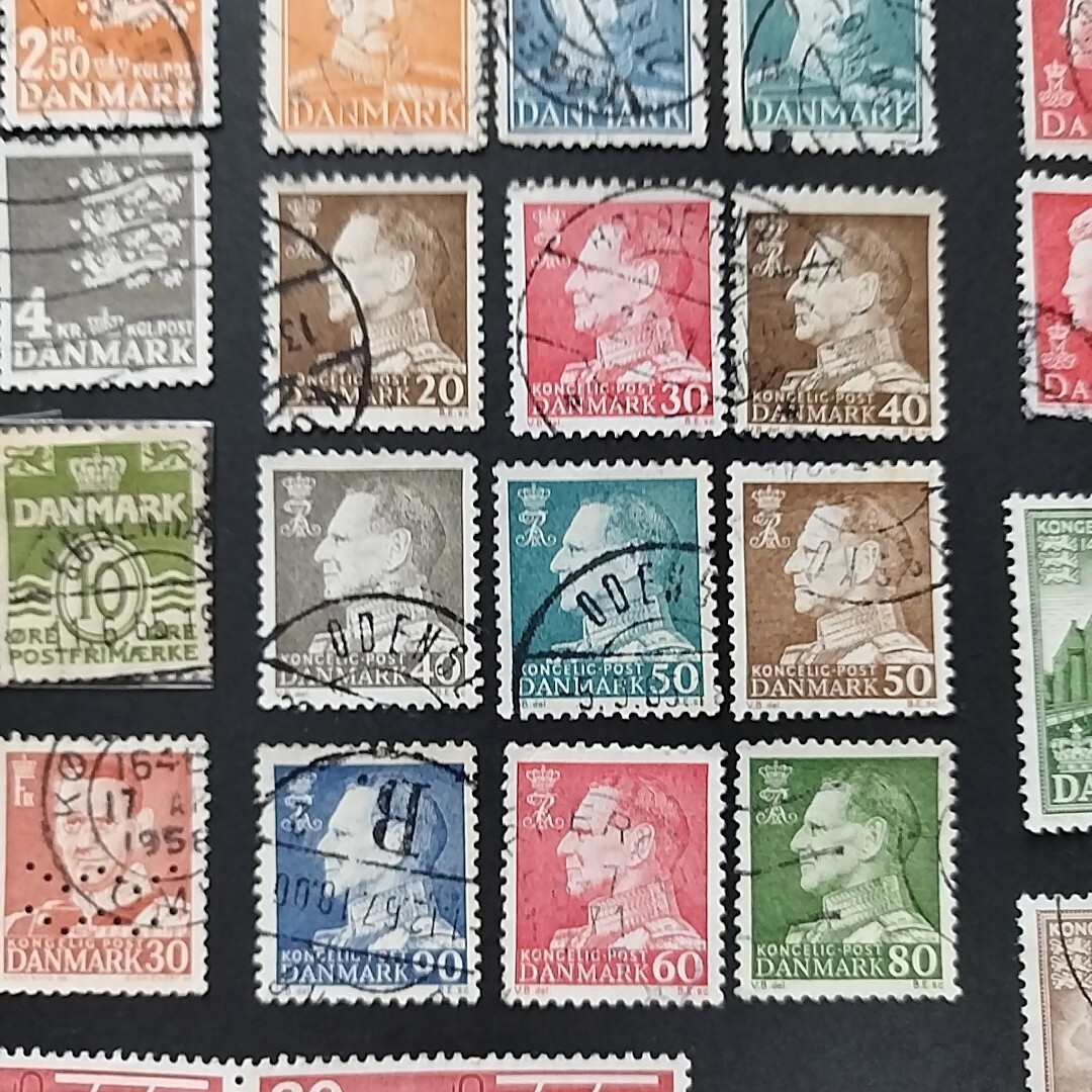 デンマークの古い切手 42枚　外国切手　穿孔切手　DANMARK used_画像5