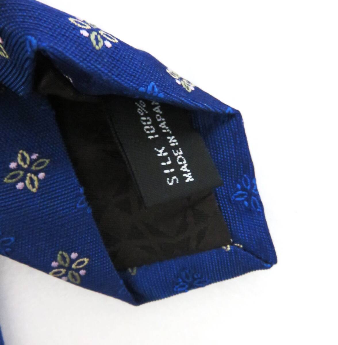 送料無料 新品 MACKINTOSH LONDON ダンディマン ワンポイント 小紋柄 ネクタイ ネイビー シルク 日本製 マッキントッシュ ロンドン_画像7