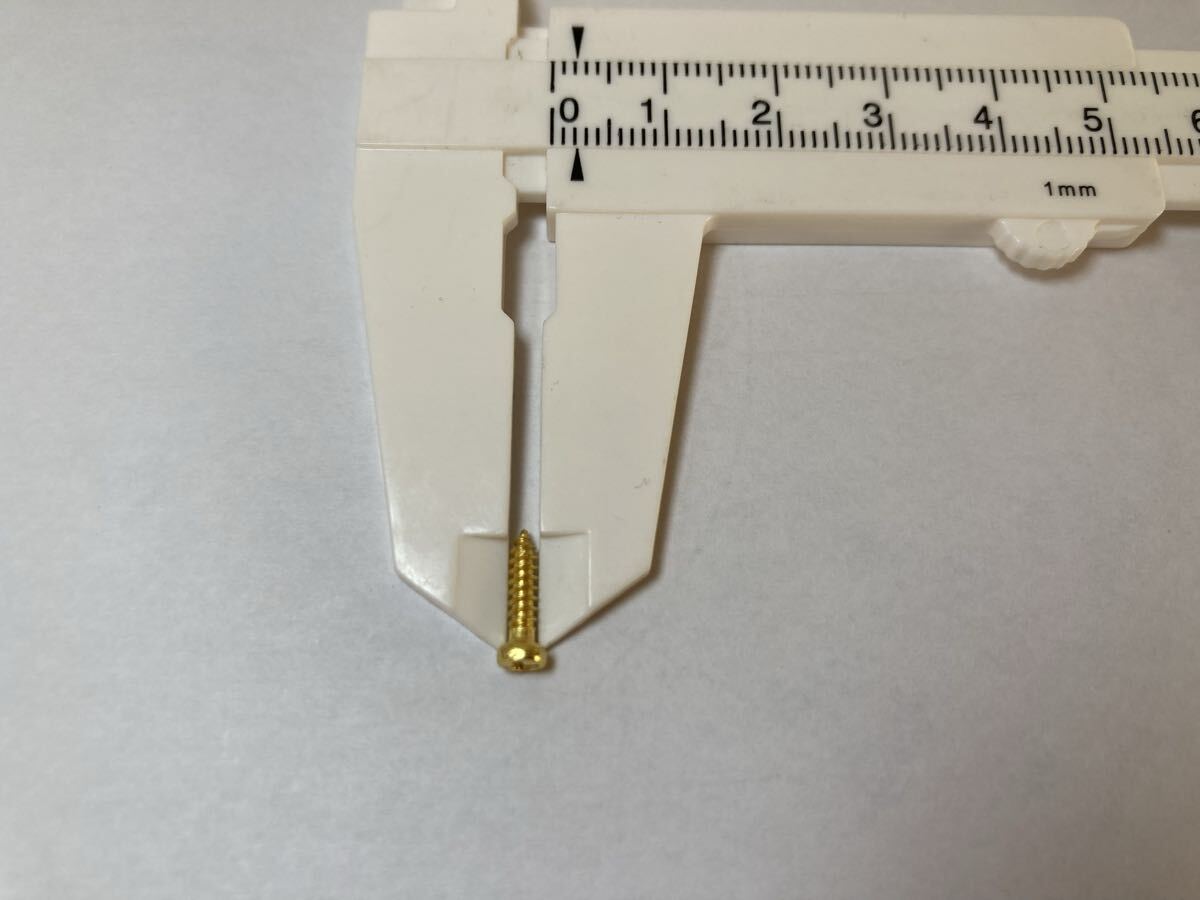 ギター ベース ペグ用ネジ(11mm×2mm)10本セット ゴールド(金) 新品！ トラスロッドカバーやストリングリテイナーにも_画像4