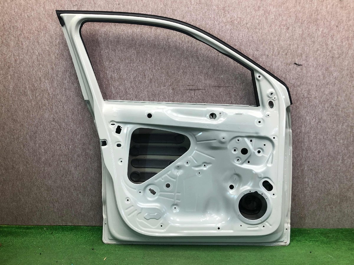 VW/フォルクスワーゲン T-クロス/T-CROSS C1DKR 左 フロントドア 2GM831311E_画像4