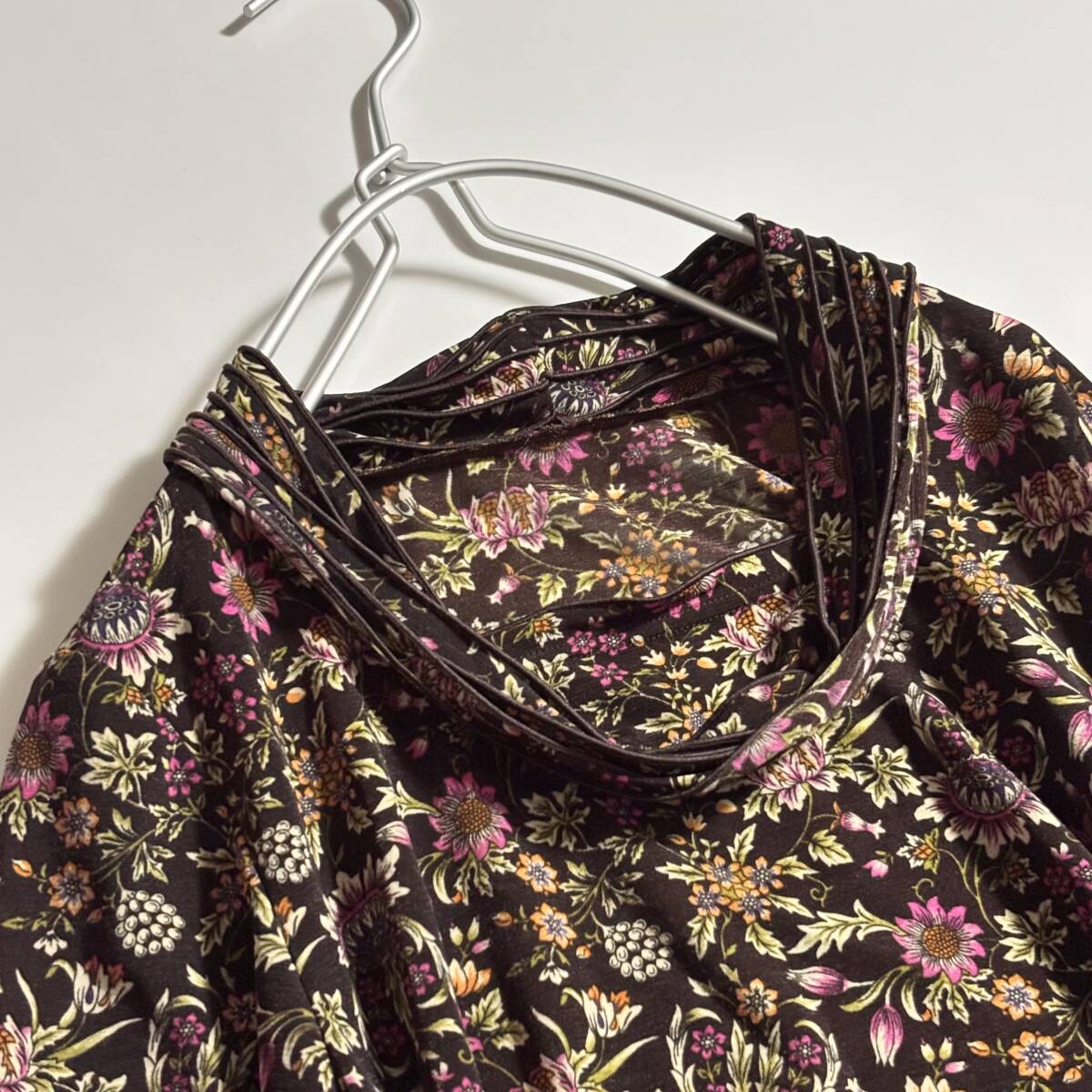 日本制　V&A　ヴィクトリア＆アルバート博物館　ウィリアムモリス　花?フラワー柄チュニック?、? bimg=