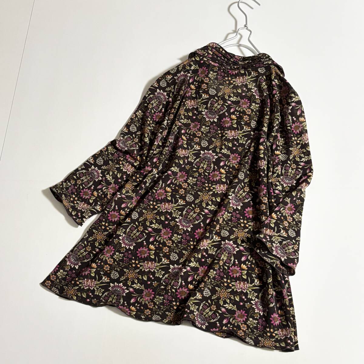 日本制　V&A　ヴィクトリア＆アルバート博物館　ウィリアムモリス　花?フラワー柄チュニック?、? bimg=