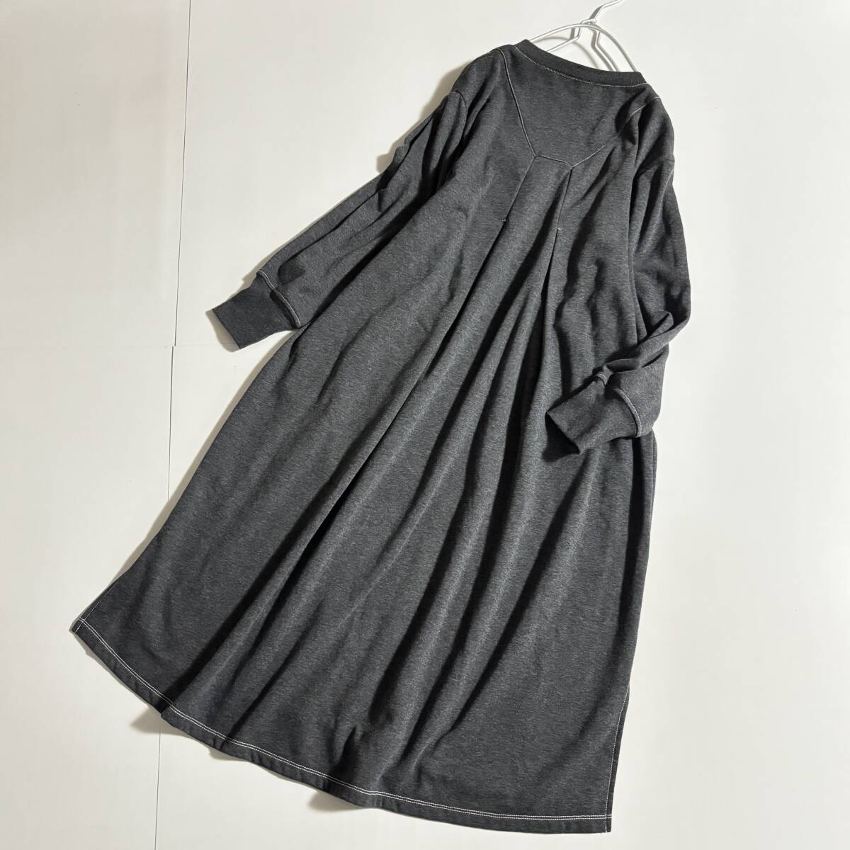 橫浜元町　zelal sports　ゼラール　大きいサイズLL　//　グレー系プレーン　里起毛?フリース　ワンピース　⑥