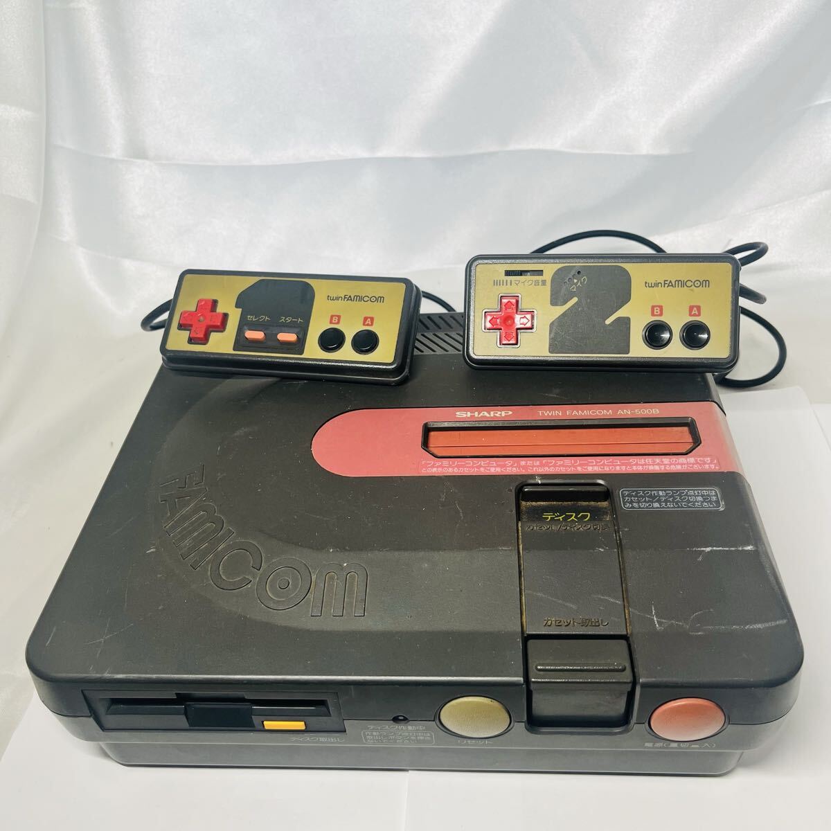 ★1円～ ジャンク 動作未確認 シャープ ツインファミコン AN-500B 黒 本体 SHARP TWIN FAMICOM FC _画像2