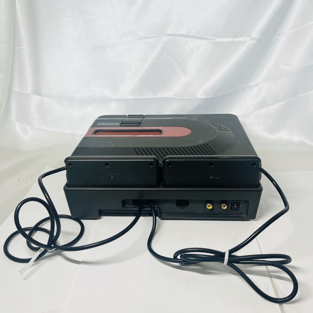 ★1円～ ジャンク 動作未確認 シャープ ツインファミコン AN-500B 黒 本体 SHARP TWIN FAMICOM FC _画像9
