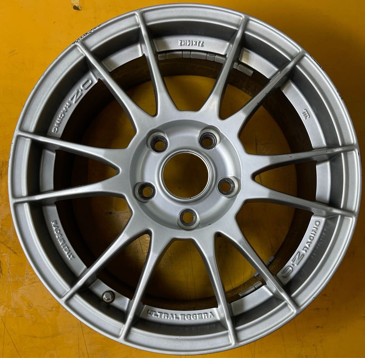 OZレーシング　ウルトラレッジェーラ　16×7J +48 PCD112/5 チタンシルバー　　ULTRALEGGERA 手渡し組み替え可能　検品済み_画像4