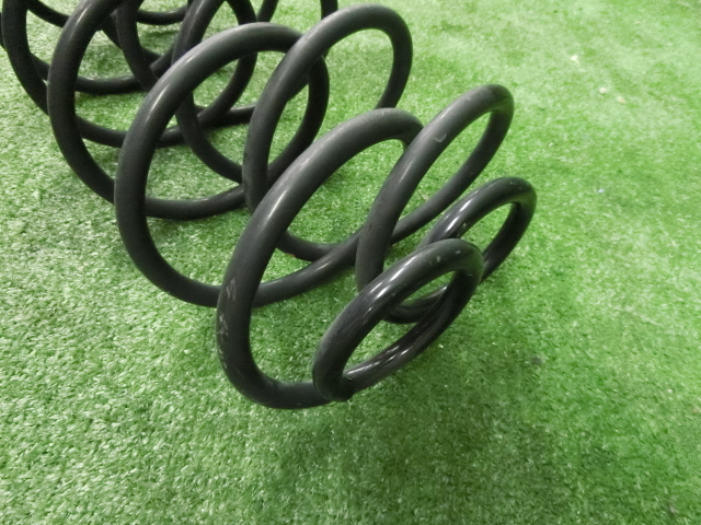 特価sale☆ プジョー 208 アリュールソエロPG・A9HN01 2015年・リアコイルスプリング・左右セット・即発送_画像5