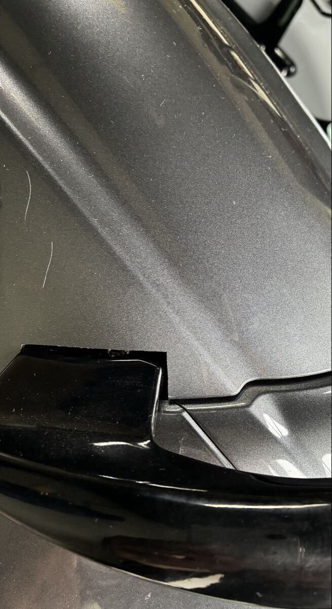 新型隼◯純正シートカウル◯加工品◯グレー＆レッド◯スズキ◯HAYABUSA 新型隼◯純正シートカウル◯加工品◯グレー＆レッド◯スズキ