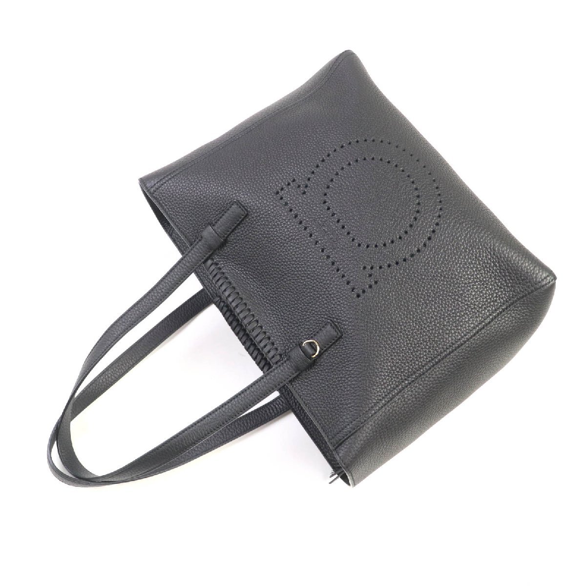  превосходный товар *Salvatore Ferragamo Salvatore Ferragamo 21 G714 MARTA NERO gun chi-ni дизайн машина f кожа большая сумка сумка для хранения есть 