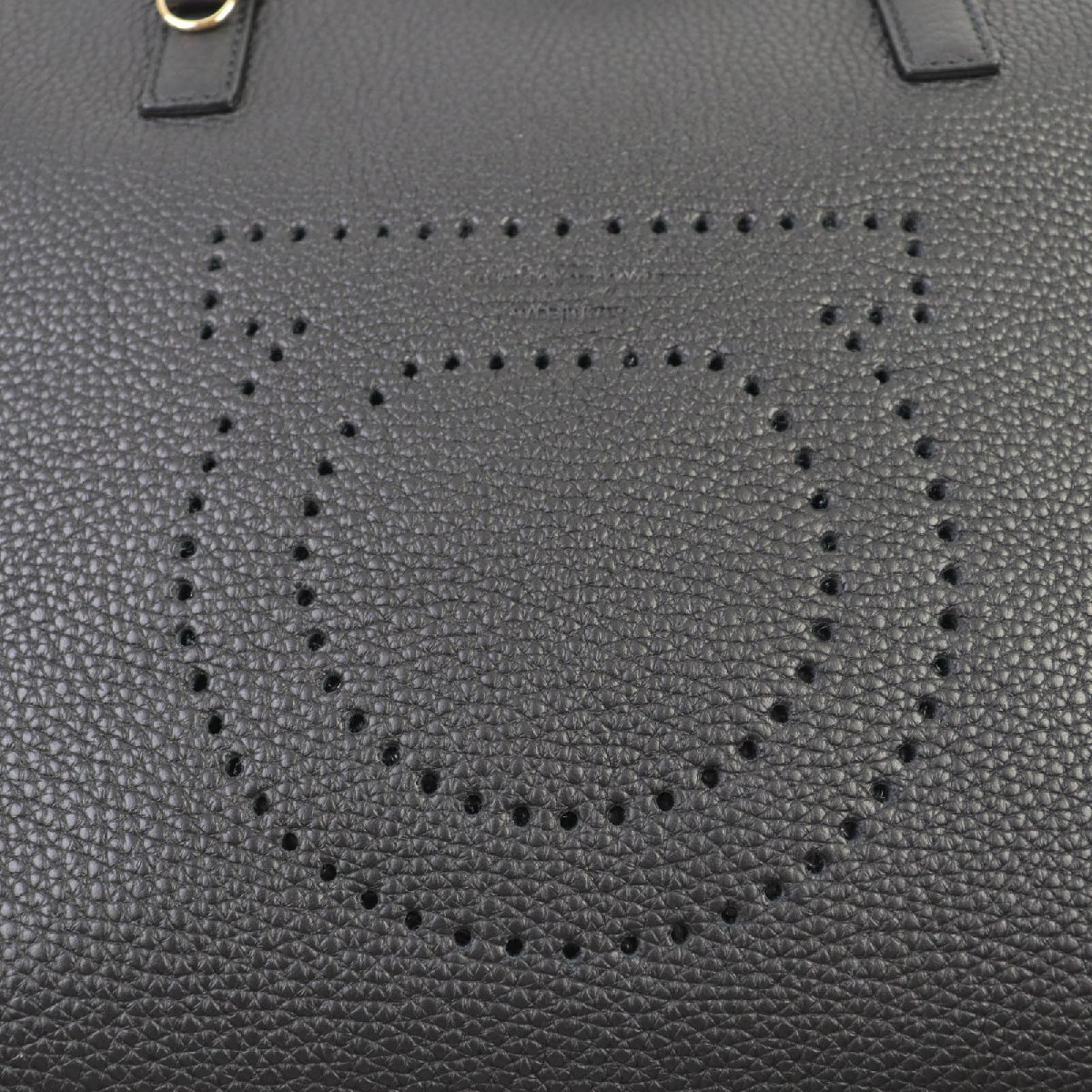  превосходный товар *Salvatore Ferragamo Salvatore Ferragamo 21 G714 MARTA NERO gun chi-ni дизайн машина f кожа большая сумка сумка для хранения есть 