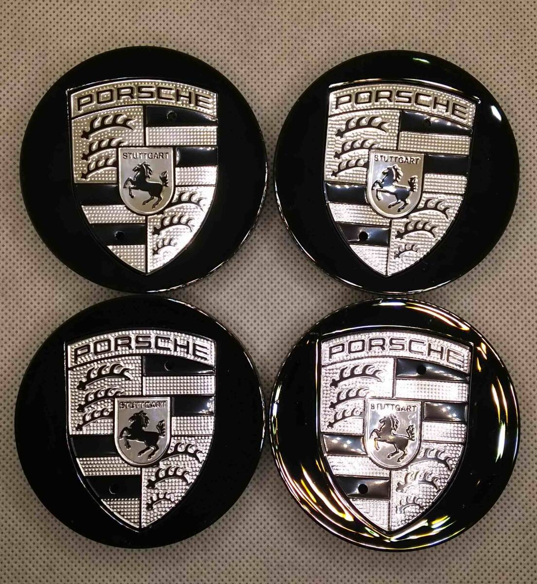 ポルシェ ホイールキャップ 65mm 黒銀 4こ ケイマン 928 356 914 944 718 911 カイエン パナメーラ ボクスター マカン ケイマン　９２８_画像1