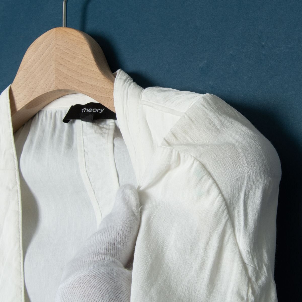 Theory セオリー カラーレスジャケット 前留めなし 裏なし 麻レーヨン 伸縮性あり 大人きれいめ 春夏 ホワイト 白 0 日本製 レディース_画像4