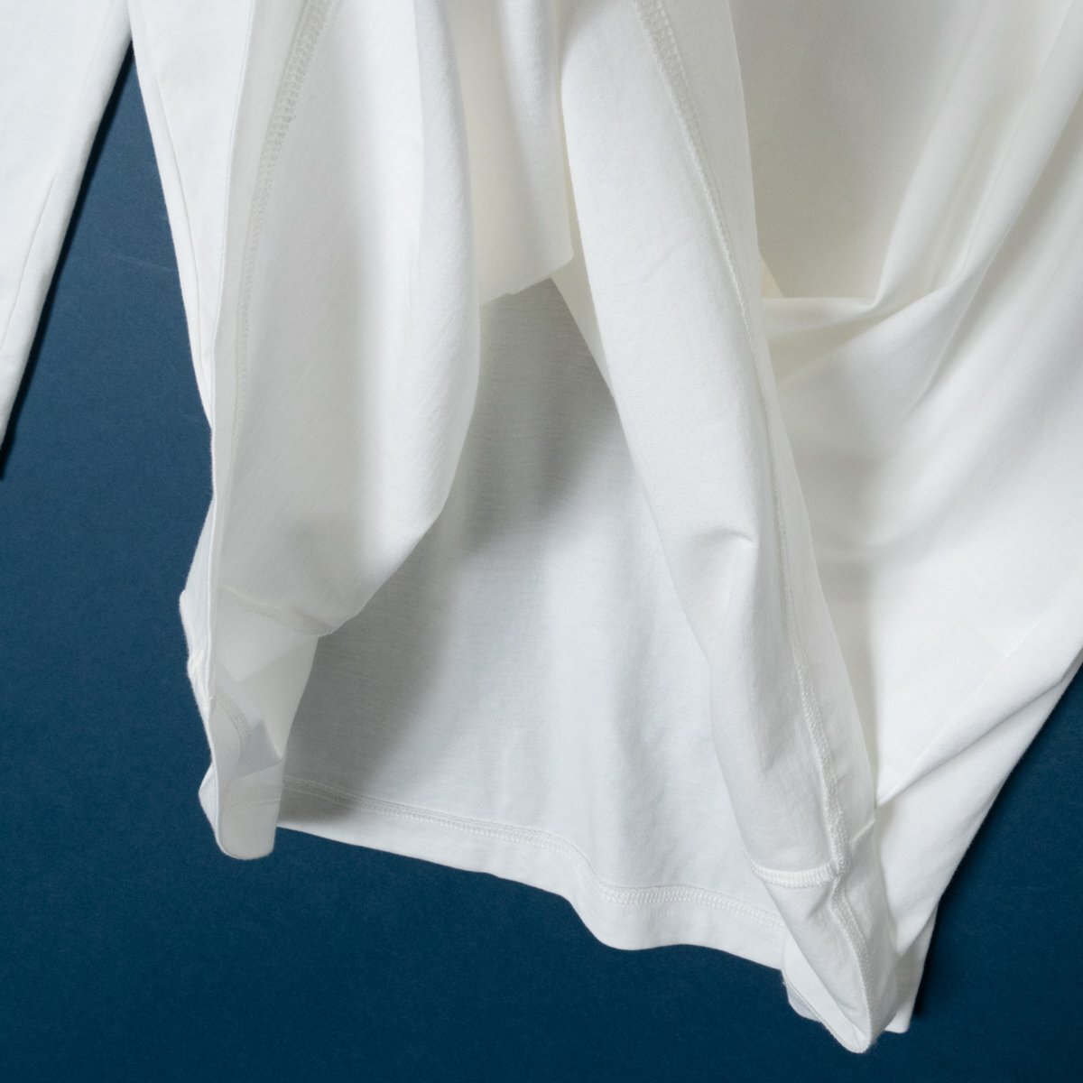 mizuiroind ハイネックチュニック ミズイロインド ホワイト系 長袖カットソー ひざ上丈 ナチュラル コットン100％ 春秋 レディース 日本製_画像4