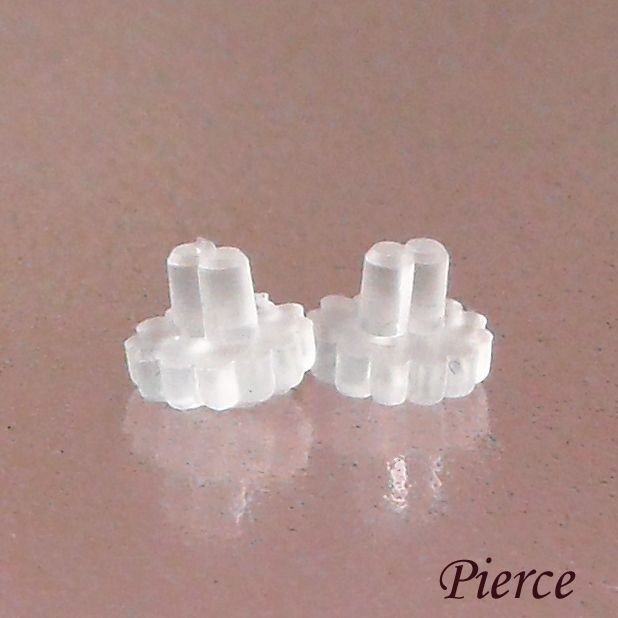 ペリドット ピアス 18k k18 天然石 8月誕生石 18金ゴールド レディース 50代 40代 60代 30代 20代 おしゃれ 小さい 小さめ 一粒 ギフト