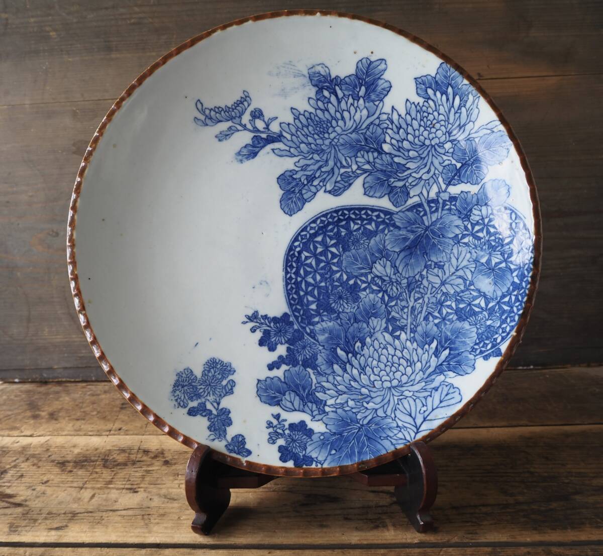 【OAN】 古伊万里 印判 染付 口紅 1尺 皿 上瀧 銘有 骨董 古美術 古道具 民藝 古民藝 茶道具 懐石 古玩 初期 伊万里 波佐見 窯傷 S25921_画像1