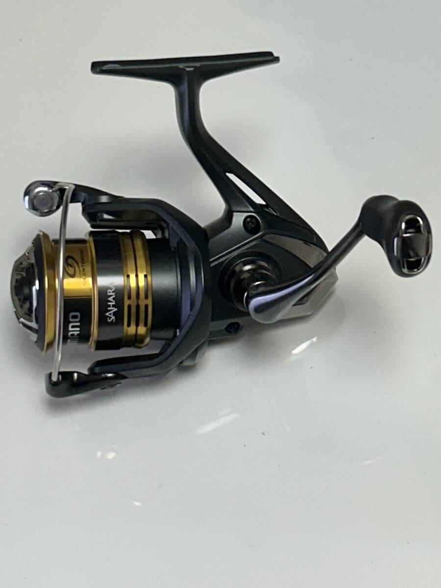 新品 未使用 SHIANO シマノ 22 SAHARA サハラ C2000S スピニングリール