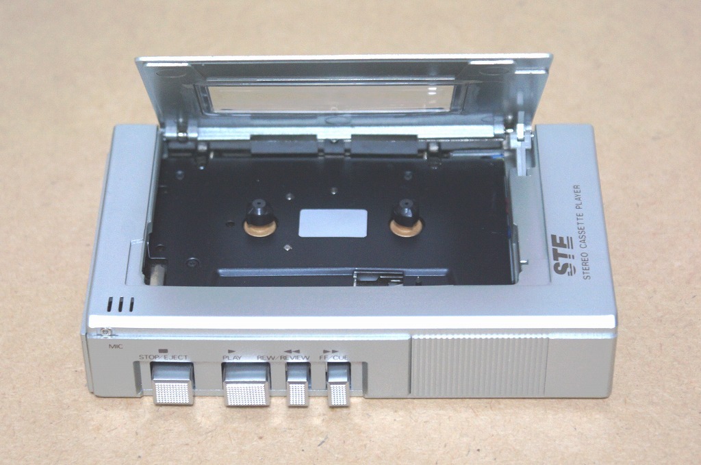 美品！當時物◆元箱あり STE カセットプレーヤー STP-1200 東和サン機電株式會社 / 昭和レトロ
