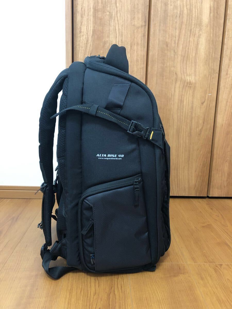 VANGUARD バンガード カメラバッグ ALTA RISE 48 カメラリュック　おまけカメラ&レンズポーチ付_画像4