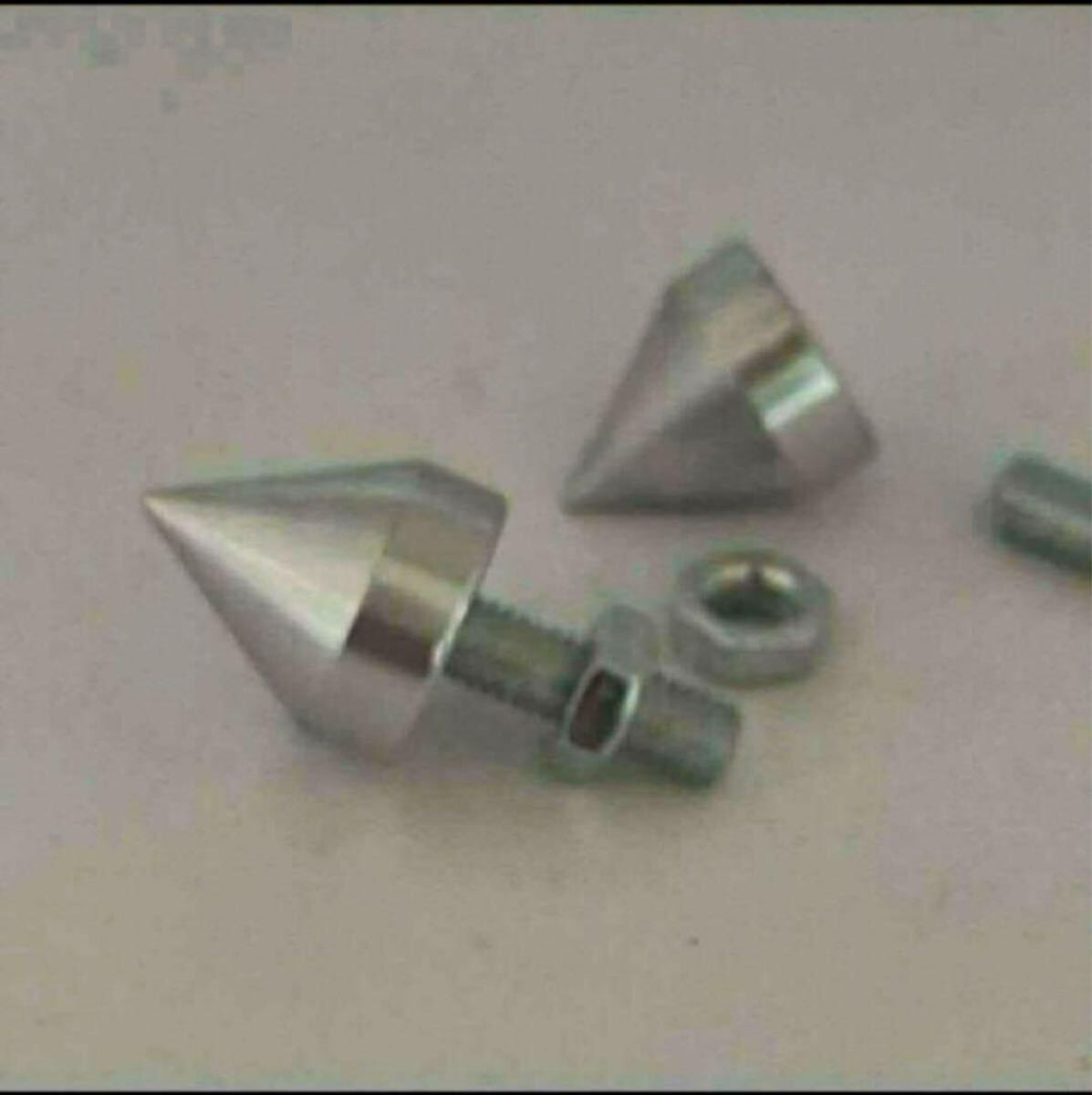 スパイクナット スパイクボルト M6 【2個】 トンガリナット_画像3