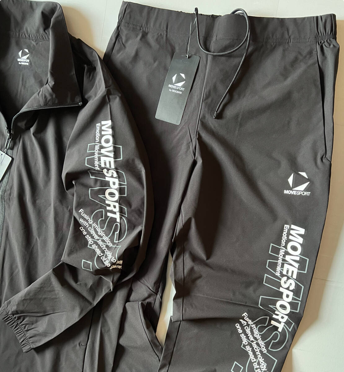 DESCENTE■デサント〔M〕クロスジャケット／パンツ 上下セット 撥水?ストレッチ?UPF50+ ブラック/黒 セットアップ 2025秋 通年モデル