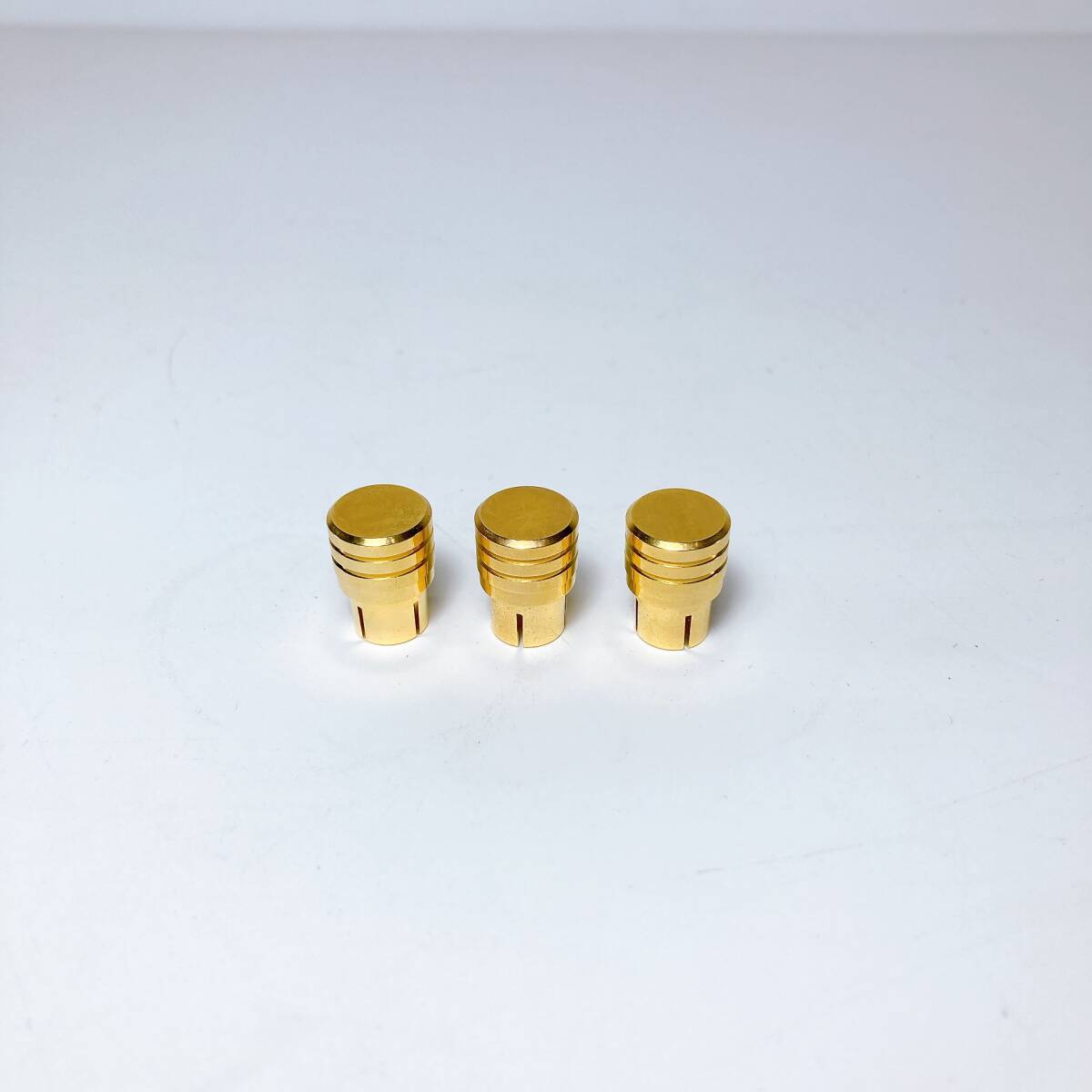 |2507|K's Lab RCA ノイズ保護キャップ 3個セット 金属製_画像1