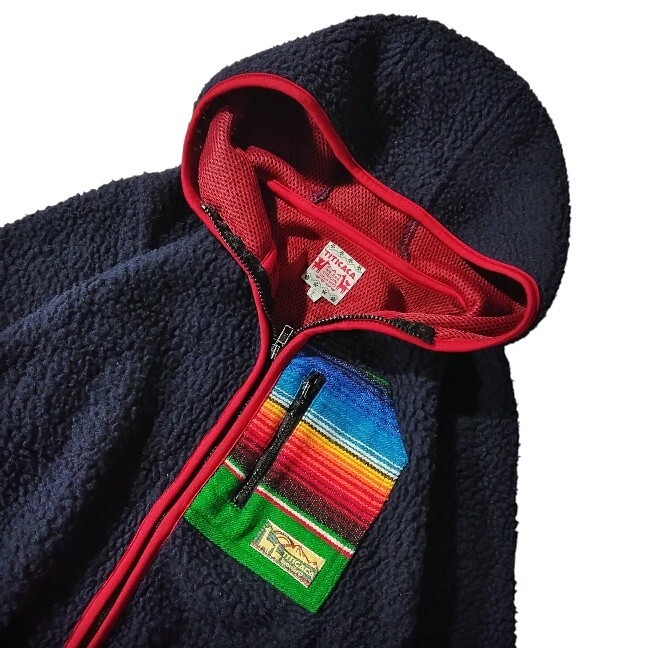 77 【TITICACA】 チチカカ ボア ブルゾン パーカー アウター L ネイビー 紺色 ジップアップ フード 秋冬 ゆったり レディース メンズ_画像2