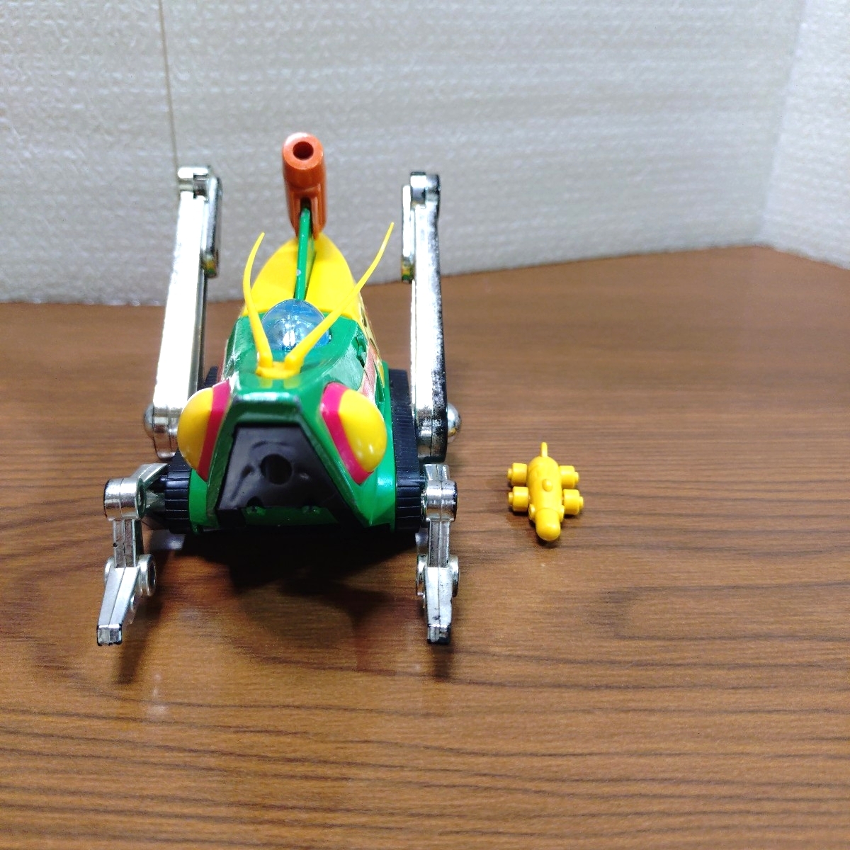 【激レア】 タカトク 合金 タツノコプロ タイムボカンシリーズ 「ドタバッタン」 当時物 おもちゃ （小型メカ付き）_画像2
