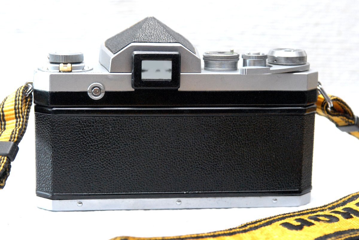 Nikon ニコン高級(jí)一眼レフカメラ F ボディ +（アイレベルファインダー付） （后期型）希少な作動(dòng)品