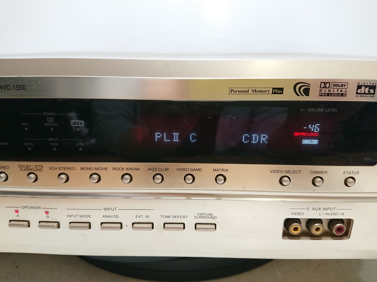 管理1007 DENOM デノン AVサラウンドアンプ AVC-1550 キズ汚れあり 通電確認済み ジャンク_画像3
