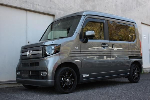 ガレージベリー N-VAN JJ1/JJ2 リアルーフスポイラー ウレタン 601-013 GARAGE VARY カスタムパーツ_画像4