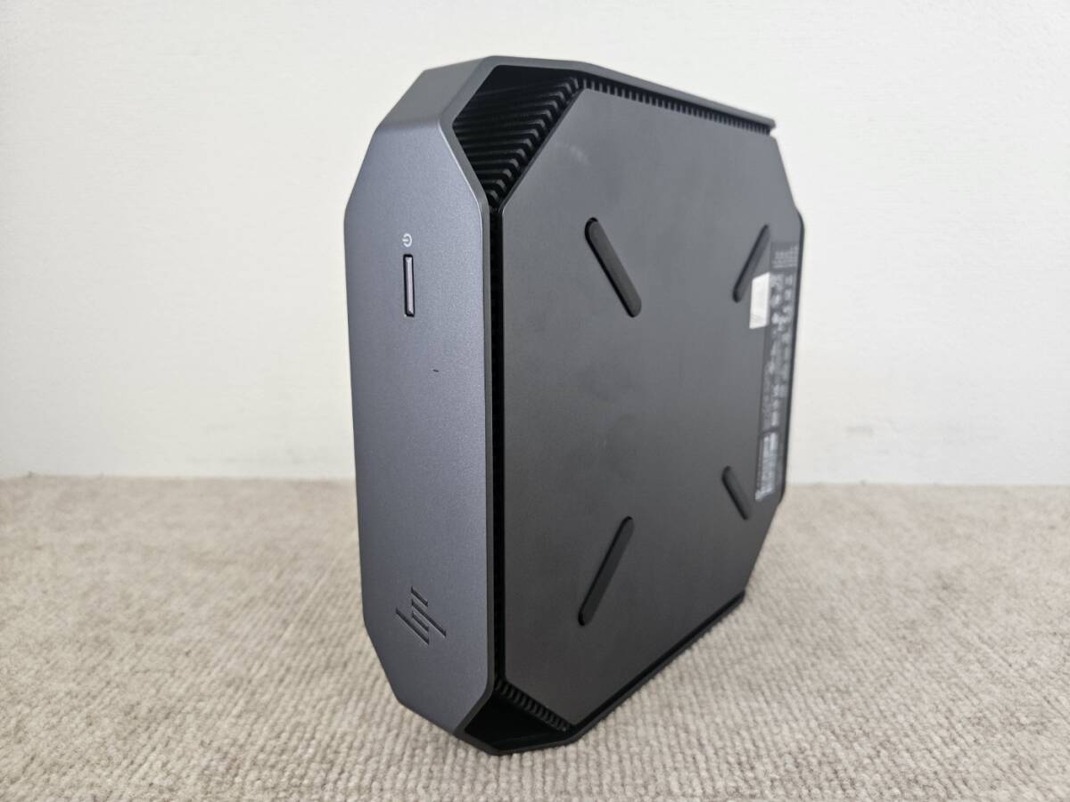 超小型ワークステーション HP Z2 Mini G5 Intel Xeon W-1250P 6コア 32GB メモリ M.2 SSD 512GB NVIDIA Quadro T1000