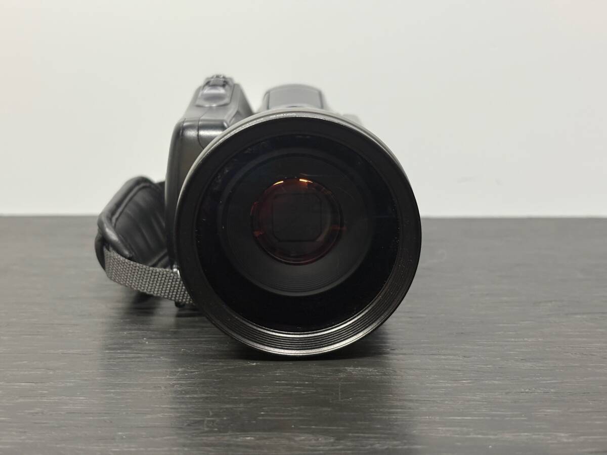 15-73 ● SONY HDR-SR12 08年制