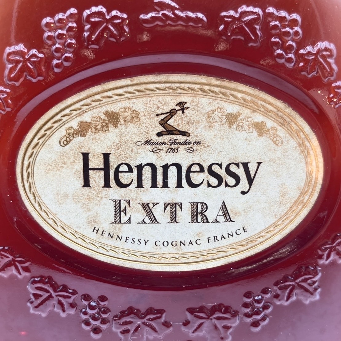 25橫/A015660-5/YS28000/G102-129/【幕張】Hennessy ヘネシー EXTRA COGNAC FRANCE ブランデー コニャック 箱付き