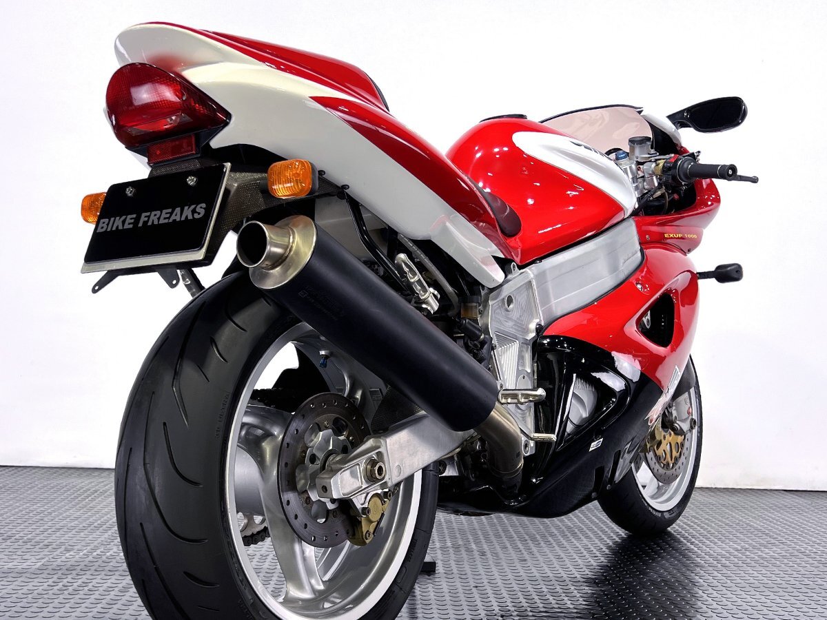 垂涎の一臺！bimota YB11 極上低走行5,628km YBシリーズ最終モデル Powered by YZF1000Rサンダーエース 動畫有 全國通販可 3.9％～150回