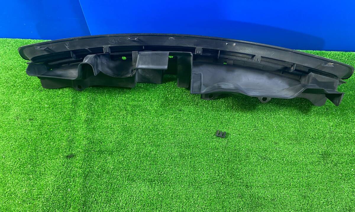 ZT-5907] フロントグリル 53292-52020 色：ブラック 209（一部取付部破損あり）トヨタ ポルテ NNP10の画像4