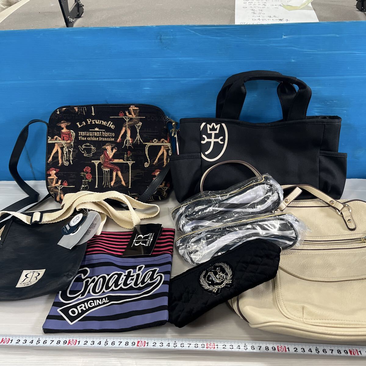 バッグ 色々 8点 まとめ売り セット ハンドバッグ トートバッグ ショルダーバッグ リュック ポーチ 鞄 タグ付 劣化 中古 未使用 簡易包装