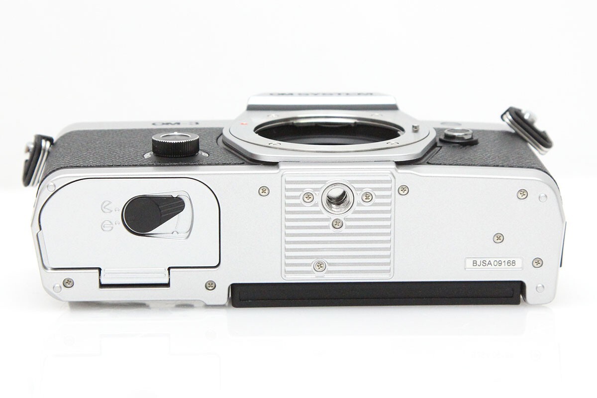 【全額返金保証】美品｜OMシステム OM SYSTEM OM-3 ボディ（純正予備バッテリー付屬?センサー清掃済） CA01-P393-2S1