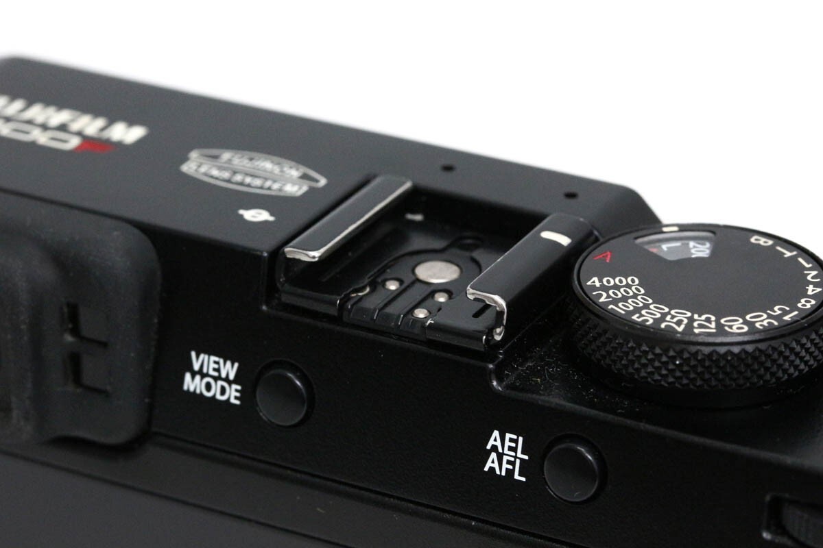 【全額返金保証】并品｜富士フイルム FUJIFILM X100F [ブラック] CA01-R2552-3Y2A