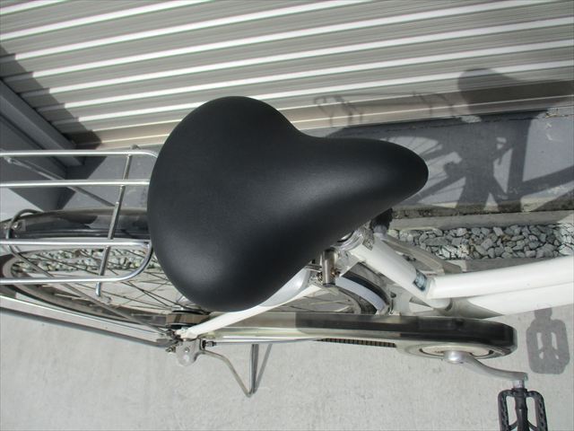 E523★限定特価 整備済み★ブリヂストン アルベルト★ 中古自転車 【 26インチ 白  】 入札お待ちしております(*^▽^*)_画像9