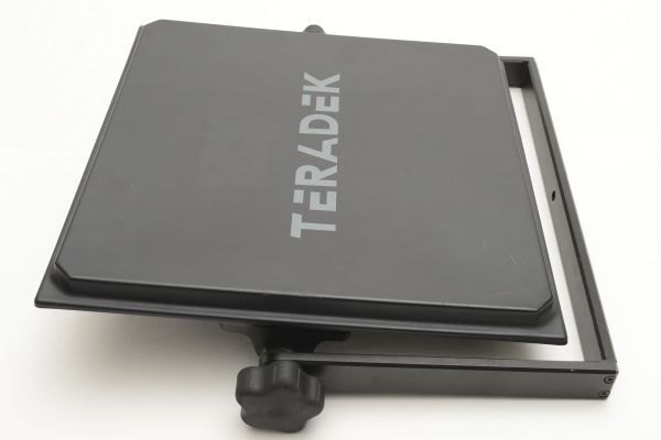 テラデック　TERADEK Bolt MultiPanel Antenna 3x 16dBi & 2x 14dBi #8487