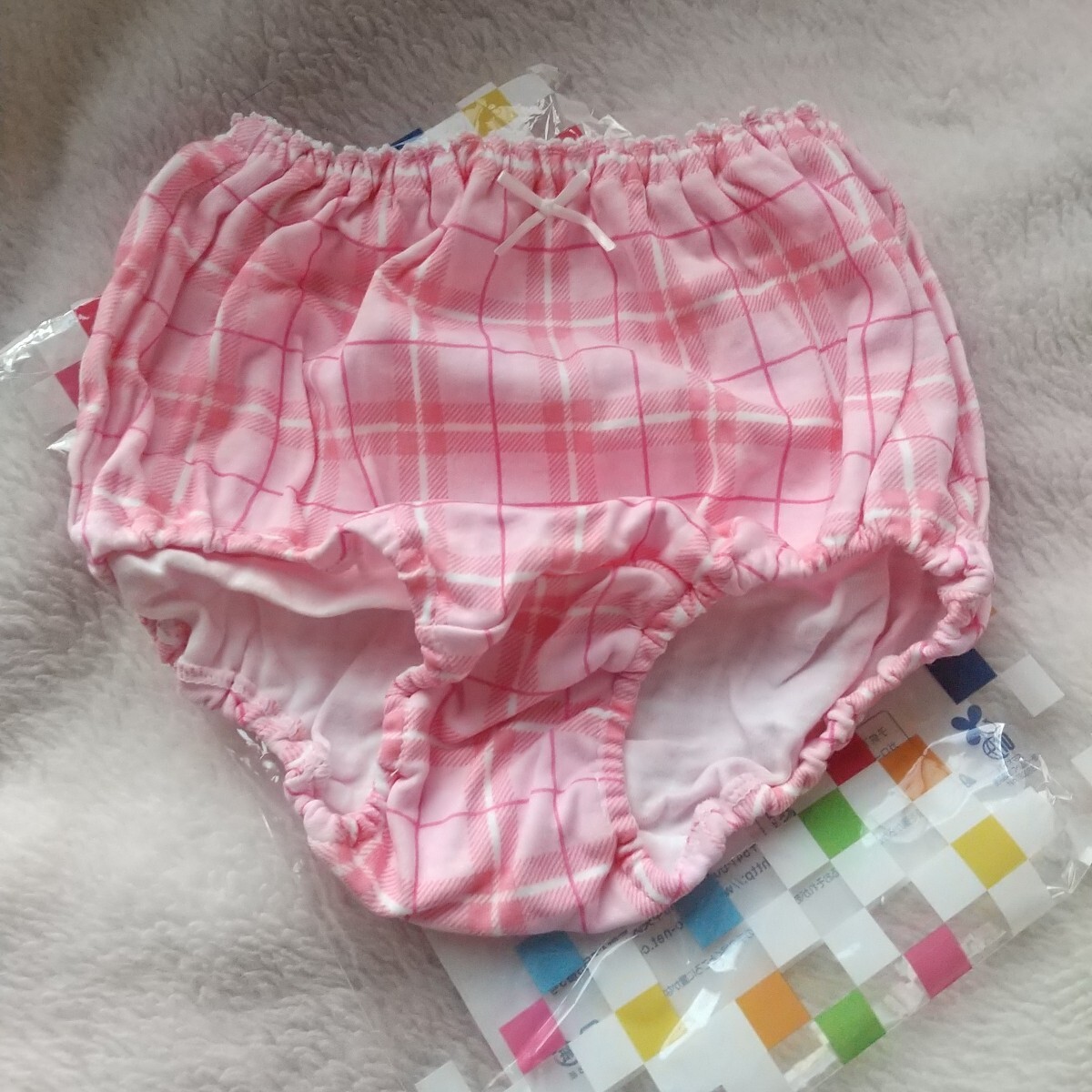 新品未使用 150 チェック柄ピンクショーツ