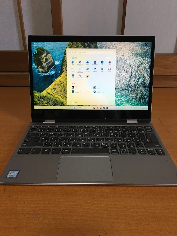 Lenovo YOGA 720 12.5インチフルHD(1920 x 1080) 液晶?Core i3-7100U?120GB SSD搭載 windows11