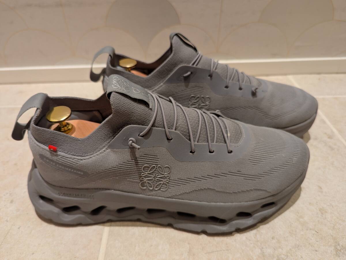 【美品】【希少】LOEWE ON ロエベ/オン　スニーカー　Slate Grey_画像1