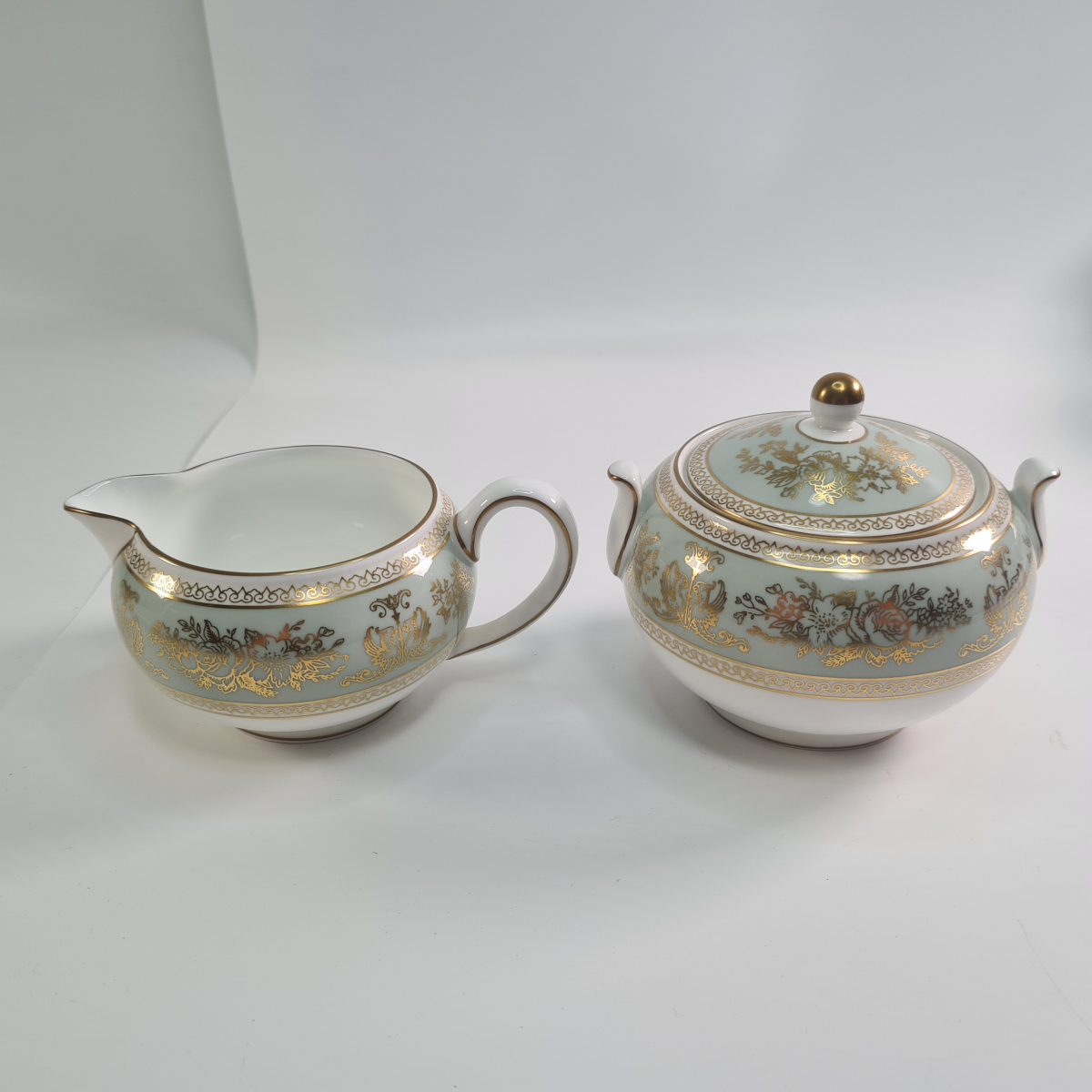 (28615)★WEDGWOOD★ウェッジウッド★コロンビア★セージグリーン★ティーポット★シュガーポット★クリーマー★オーバルプレート★４点_画像10