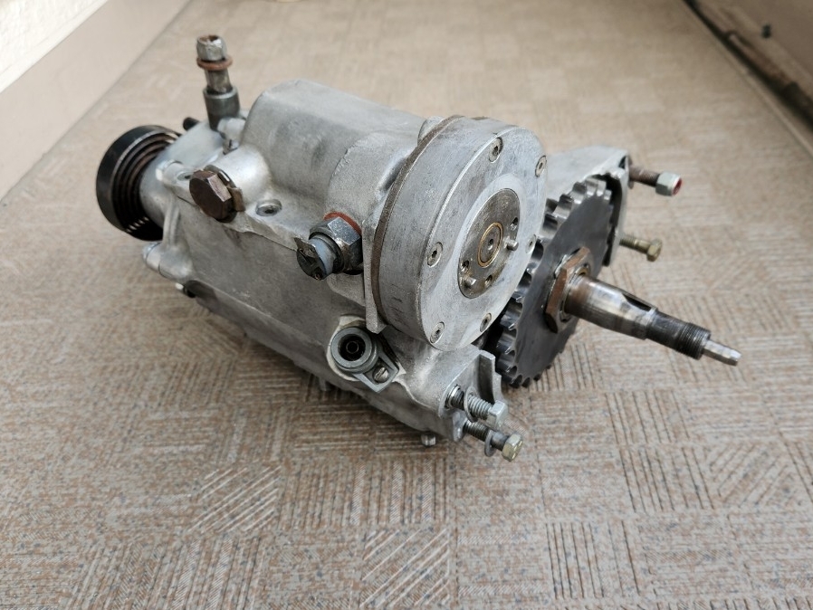 H-D純正ショベルヘッド ラチェットトップ 4速 トランスミッション 実動車からの取り外し リビルドベース　７１年式_画像4