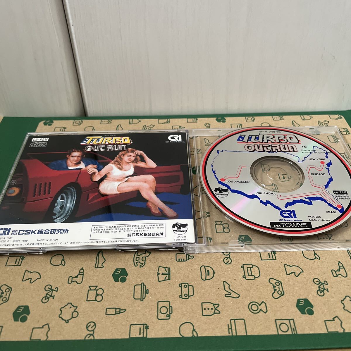 実機起動確認 ターボアウトラン SEGA FM TOWNS/MARTY タウンズ/マーティ　FMT FMタウンズ セガ turbo outrun FM-TOWNS FMTOWNS アウトラン_画像1