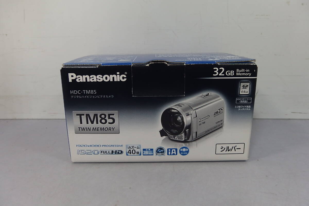 ◆未使用 Panasonic(パナソニック) 大容量32GB/SD 3MOS デジタルハイビジョンビデオカメラ HDC-TM85 シルバー 3D対応/強(qiáng)力手ぶれ防止